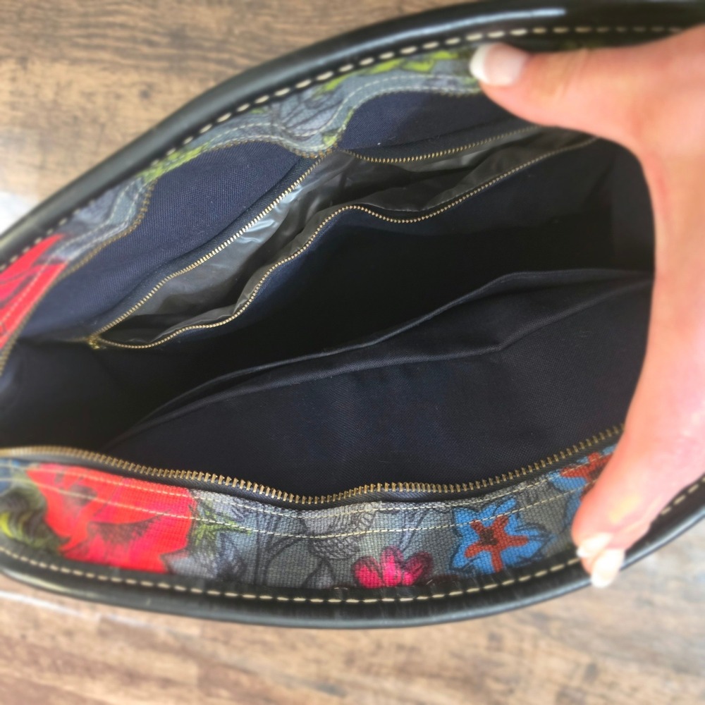 FRENCH LUGGAGE CO Shoulder Bag Womens Medium Black Floral Tapestry Vintage Rose - Picture 3 of 10